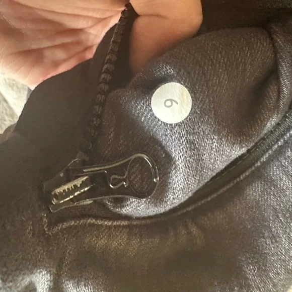 Lululemon Define Jacket - Picture 4 of 4